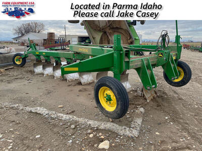 2020 John Deere 995 8 Bottom Plow (3871)