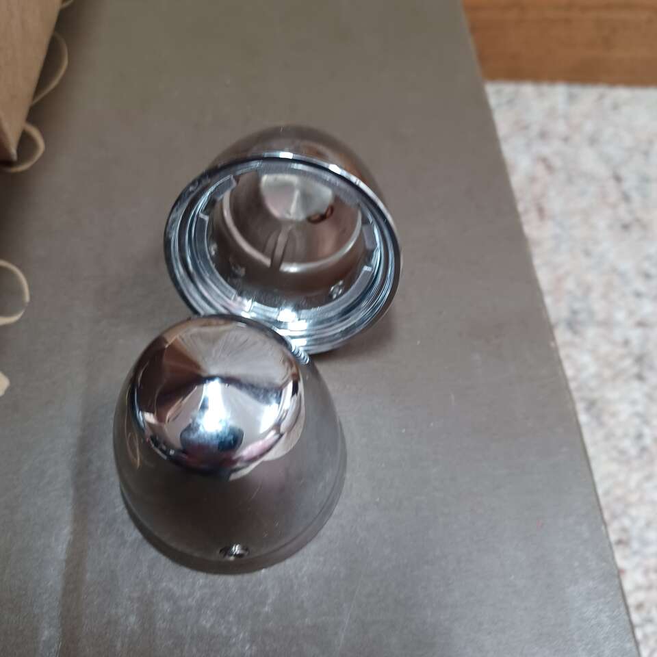 Harley Davidson Chrome Axle Nut Covers Dyna FXDB