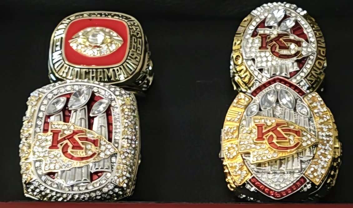 Kansas City Chiefs set of all 4 Super Bowl rings