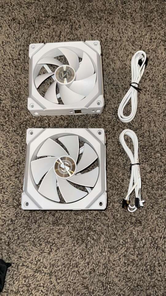 Lian Li Uni Fan SL V2 120mm Fans