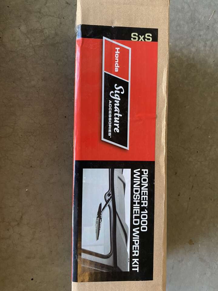 Honda Pioneer WindsheIld Wiper Kit