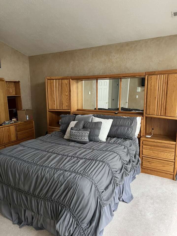 Solid Oak Olympic Queen Bedroom Set Furniture