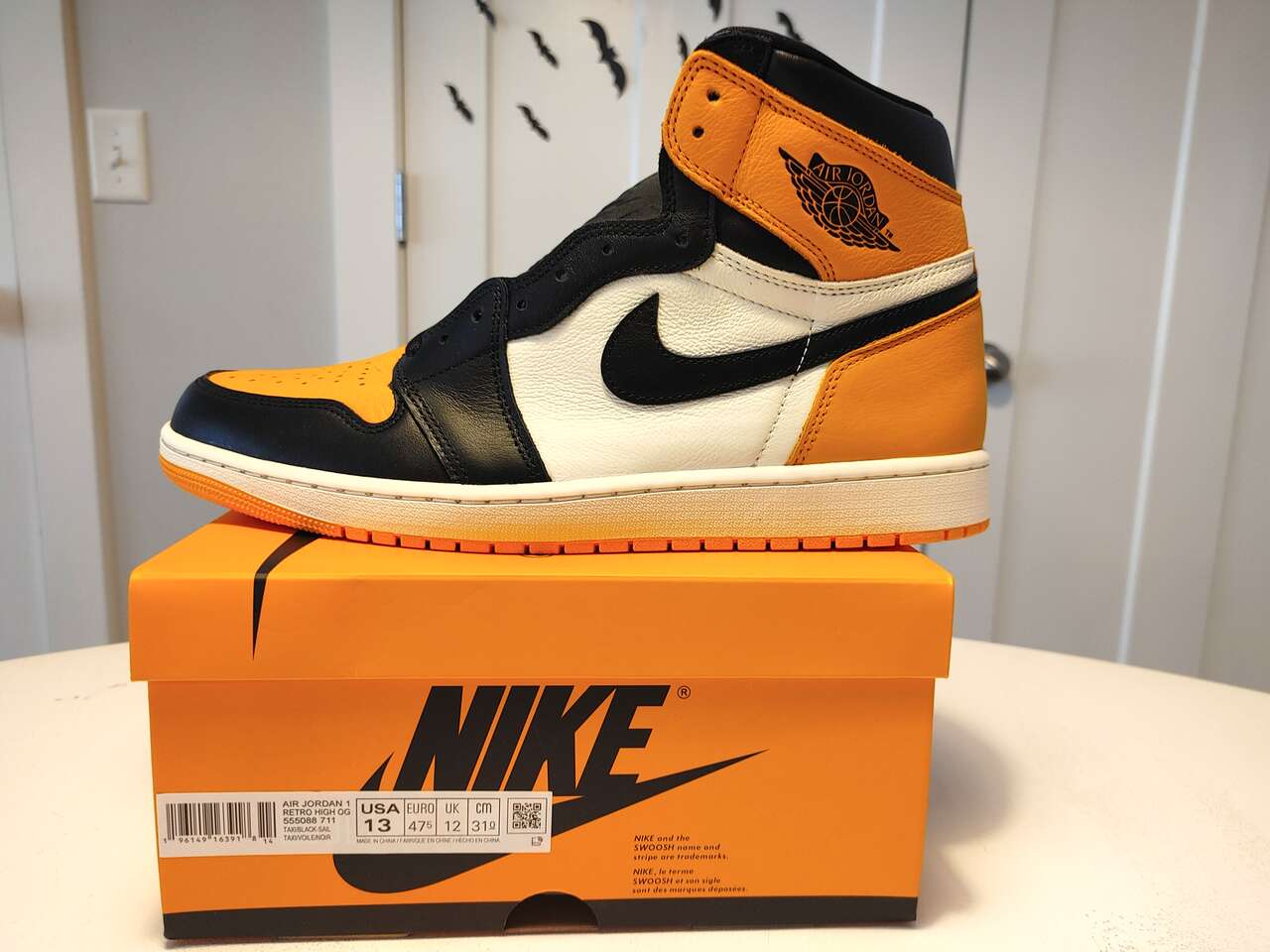 Size 13 - Jordan 1 High 'Taxi'