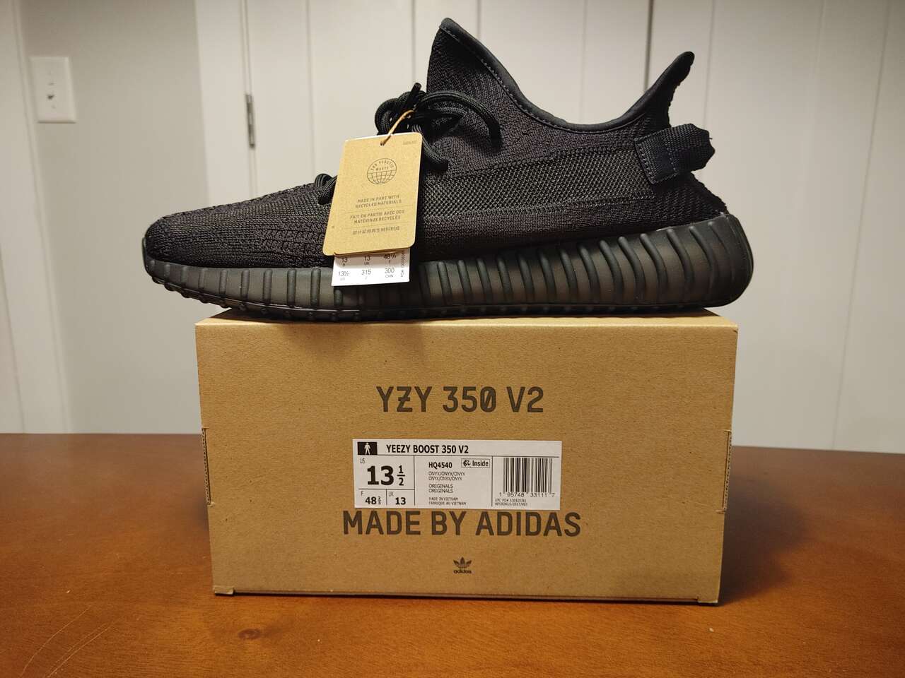 Size 13.5 - Yeezy 350 V2 'Onyx'