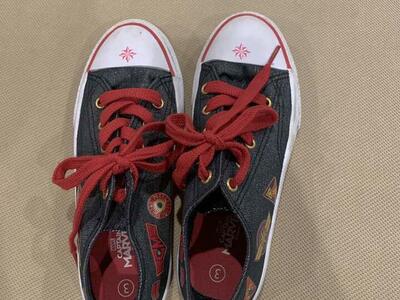 Captain Marvel Kids shoes size 3