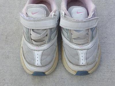 Baby Girl Nike tennis shoes - size 6