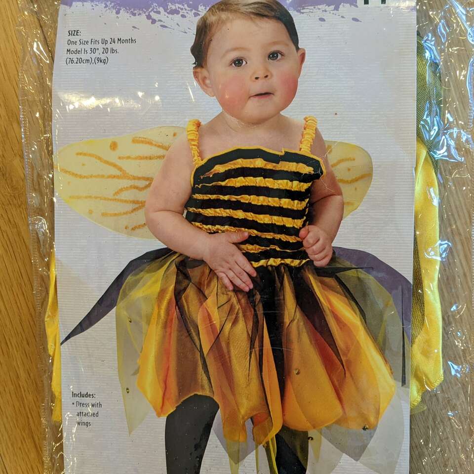*NEW* Bee Costume - fits up to 24 months
