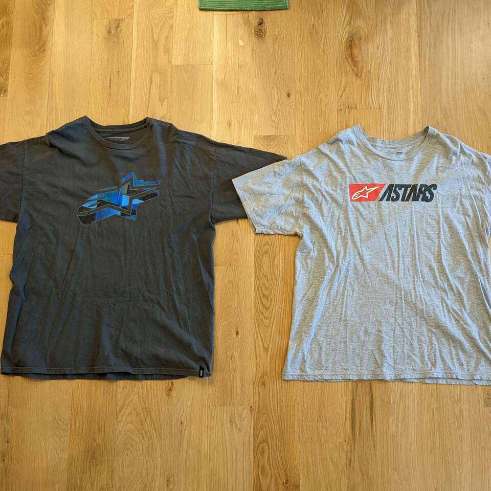 2 Alpinestars T-shirts Racing - size XL