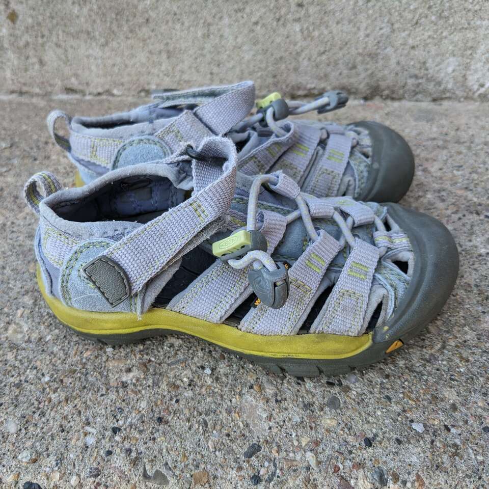 KEEN Newport Water Sandals Shoes - Kid Size 10