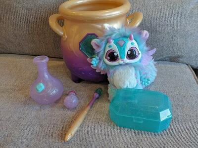 Magical Mixies Misting Cauldron Interactive Toy
