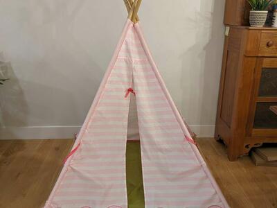 Large Pink Kids Tent Teepee with Star Lights