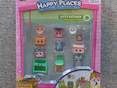 NEW! Shopkins Happy Places Kitty Kitchen