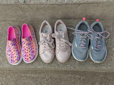 3 Pairs - Croc Style & Tennis Shoes - size 1