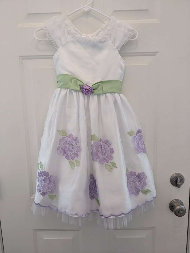 Beautiful Baptism Easter Flower Girl Dress size 8