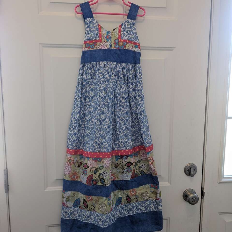 Long Summer Pioneer Dress Girl Clothes - size 8