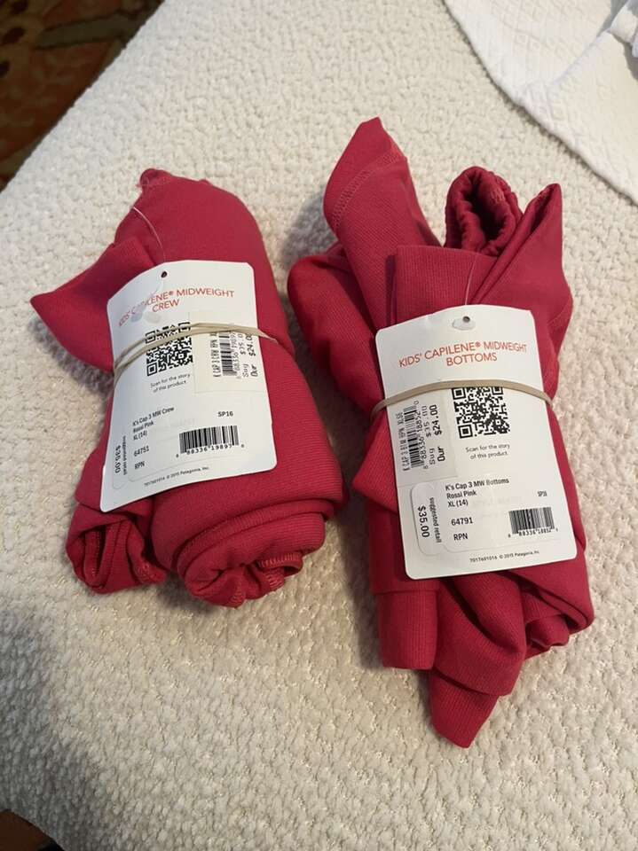 NEW Kids Patagonia XL Capilene Midwt Top & Bottom