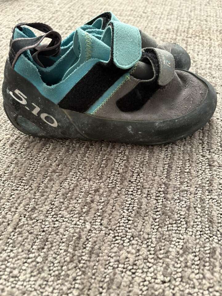 Youth Climbing Shoes