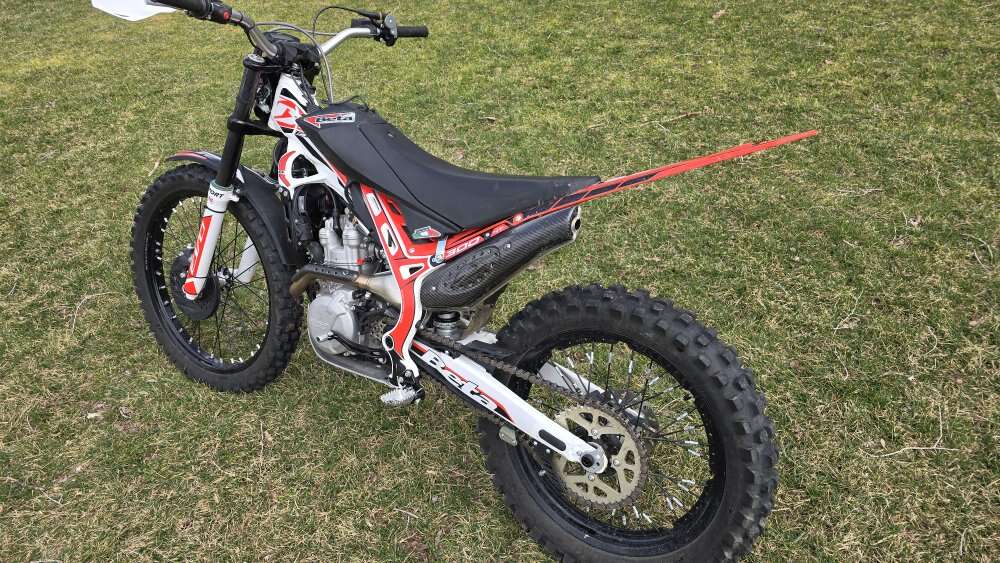 2021 Beta EVO 300 4T Long Range Package