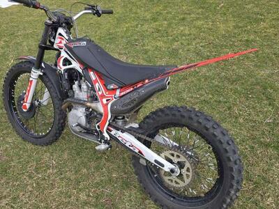 2021 Beta EVO 300 4T Long Range Package