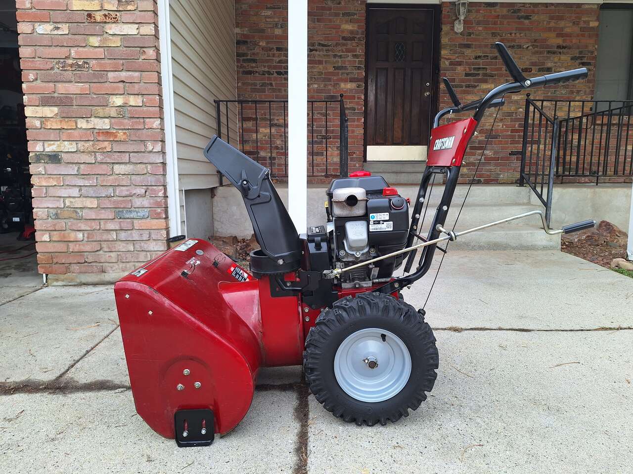 Fully Tuned Craftsman 8hp 27 in… Home and Garden