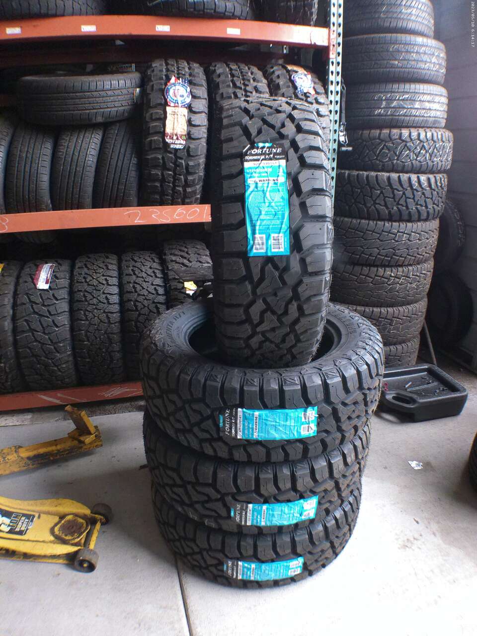 LT285/60R20 FORTUNE TORMENTA R/T LOAD RANGE E 10PLY.