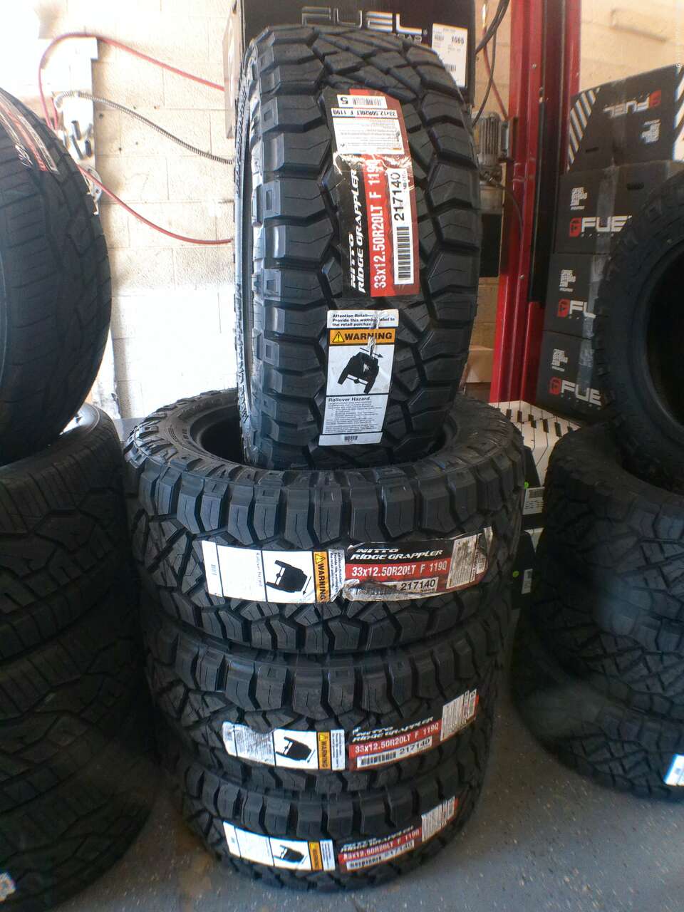 33X12.50R20LT NITTO RIGE GRAPPLER LOAD RANGE F 12PLY.