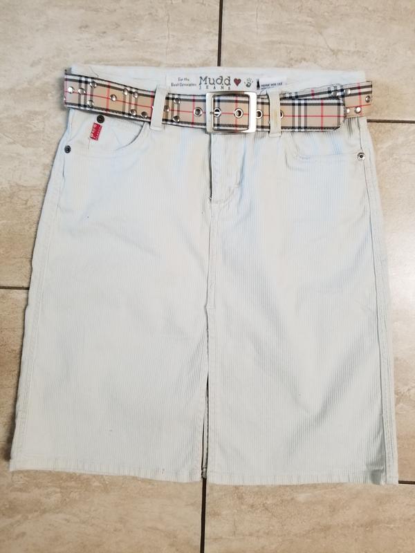 BRAND NEW MUDD BRAND SKIRT SIZE3