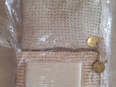 BRAND NEW EXFOLIATING LOOFAHS MITTS