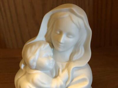 Ivory Bisque Ceramic Madonna & Baby Figurine