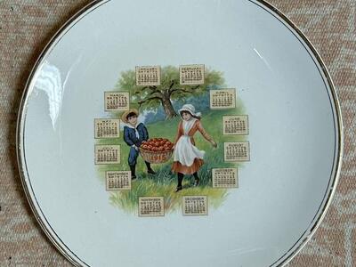 Antique 1915 Calendar Porcelain Plate Vintage
