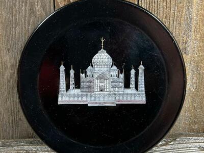 Black Stone Plate Inlaid Mother Of Pearl Taj Mahal