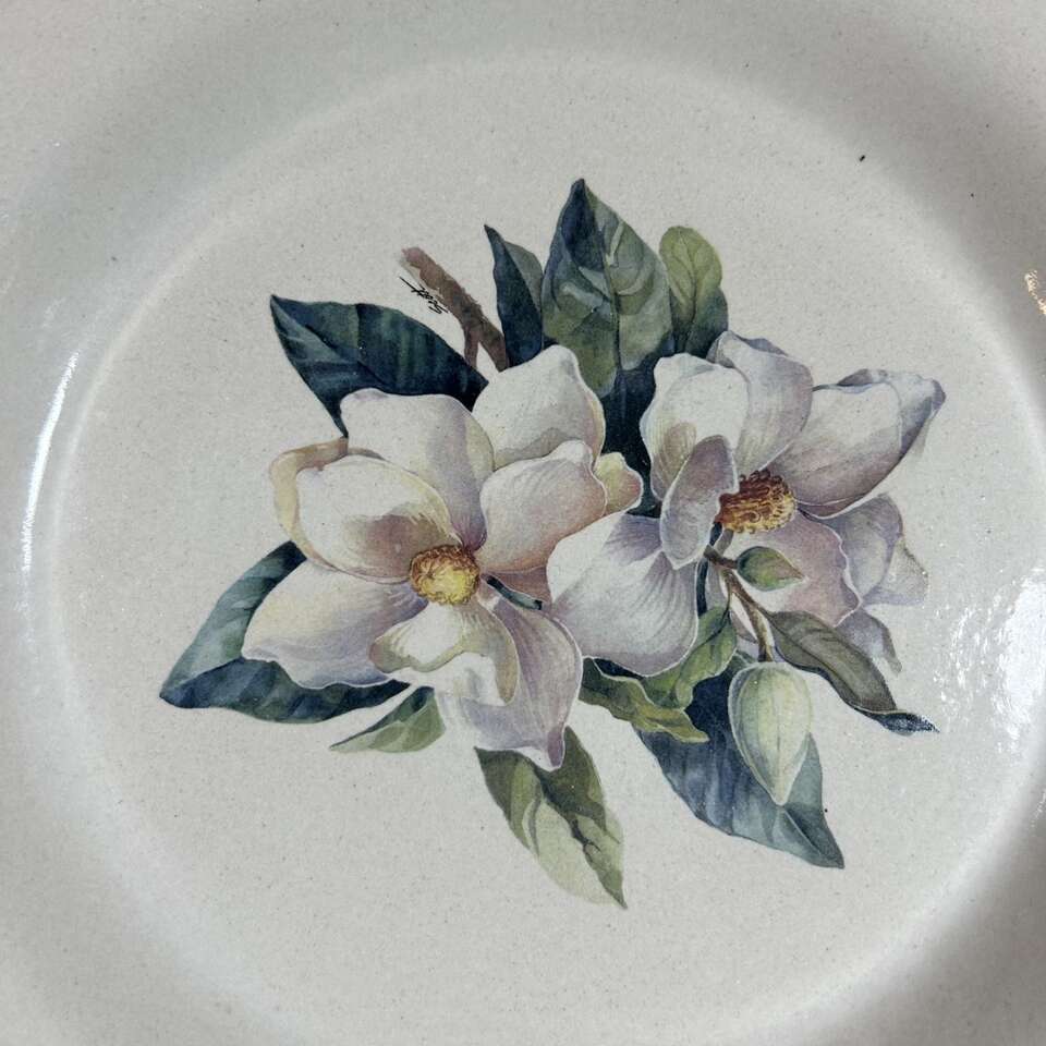 VTG Gardenia Stoneware Plate Home & Garden Party