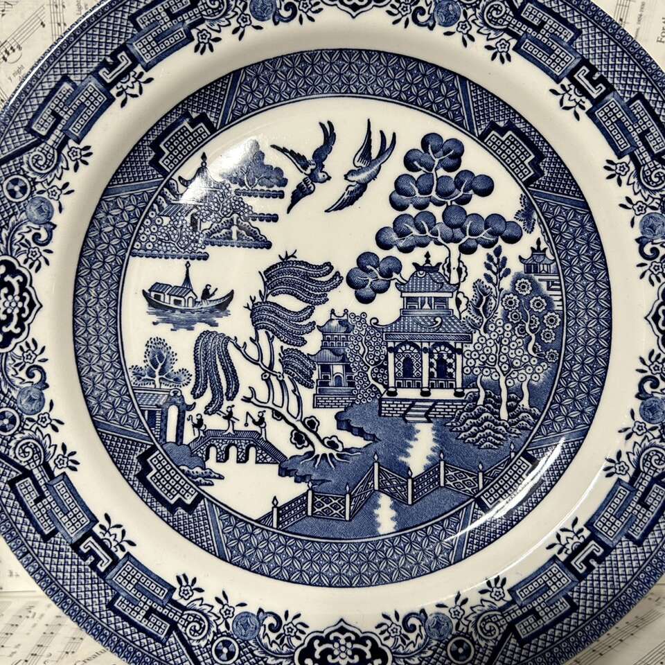 2 Blue Willow Dinner Plate Staffordshire Churchill