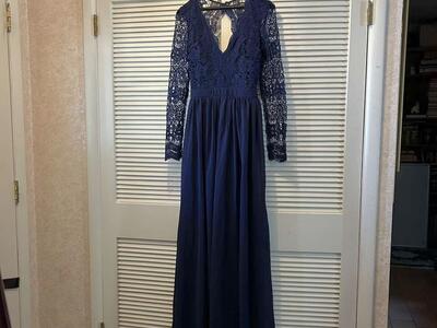 Lulus Navy Lace Top Maxi Dress Sz Lg Prom Graduate
