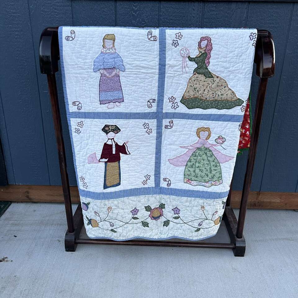 Amish Friendship QUILT Legasy Home Limitd Edition