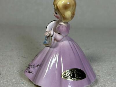 Josef Originals Lady w/I LOVE YOU Banner Violet