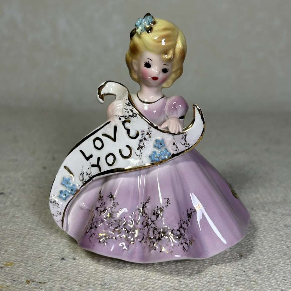 Josef Originals Lady w/I LOVE YOU Banner Violet