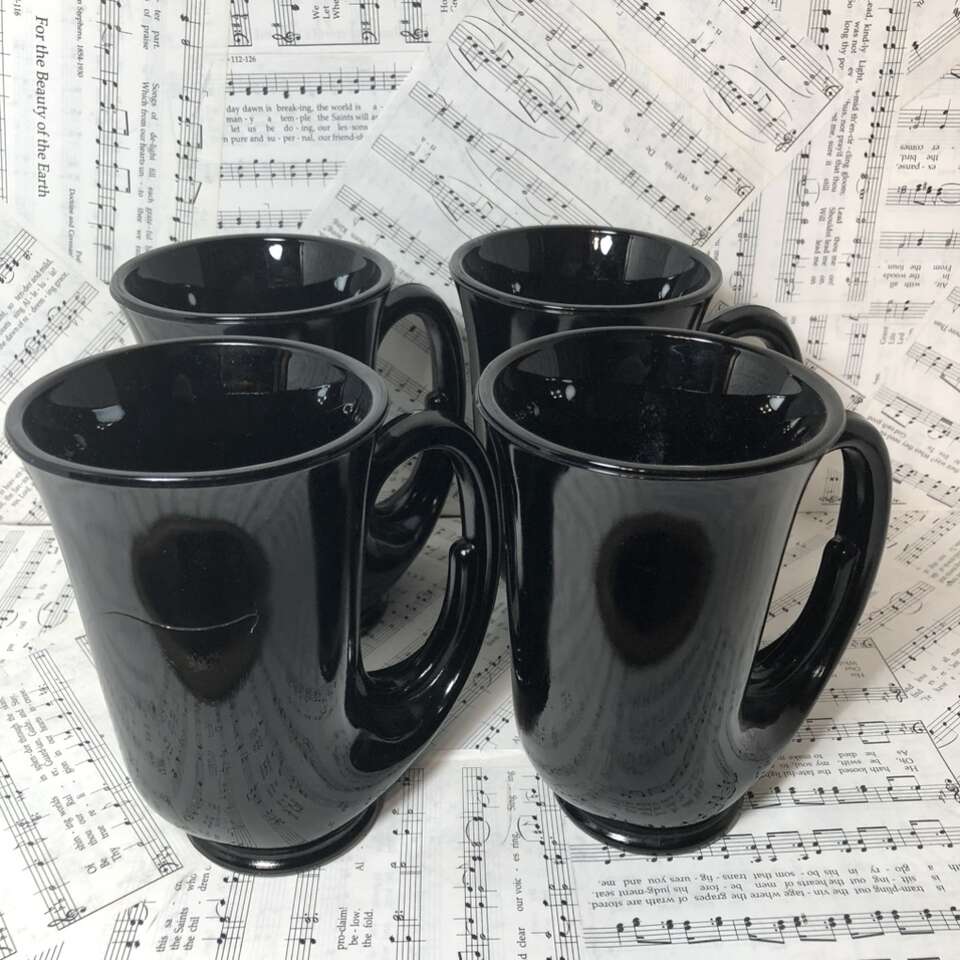 NOS Vintage Hunter Horn MUG Indiana Glass