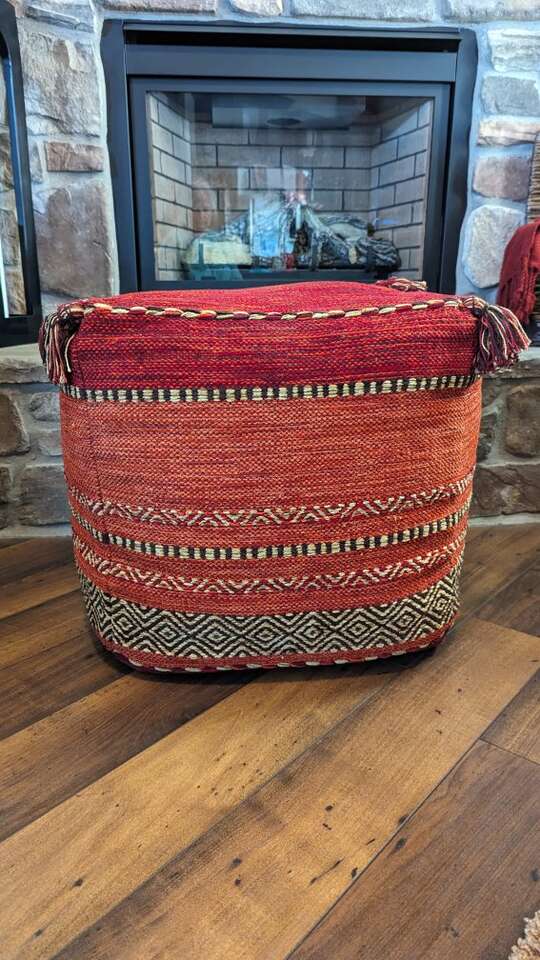 2 Surya puffs w/ 6- 22X22 matching pillows.