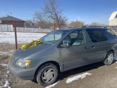 2000 Toyota Sienna