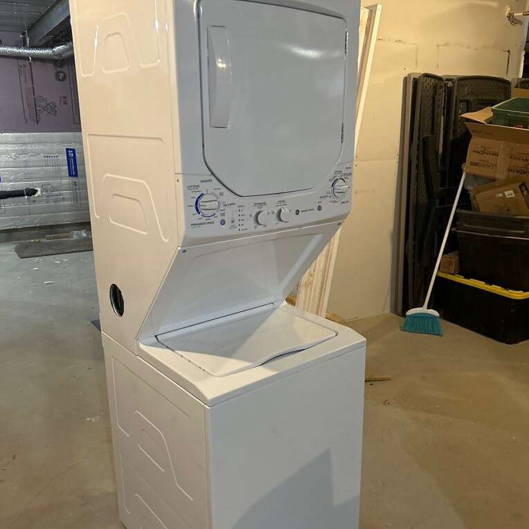 Stackable Gas Washer Dryer Combo Appliances