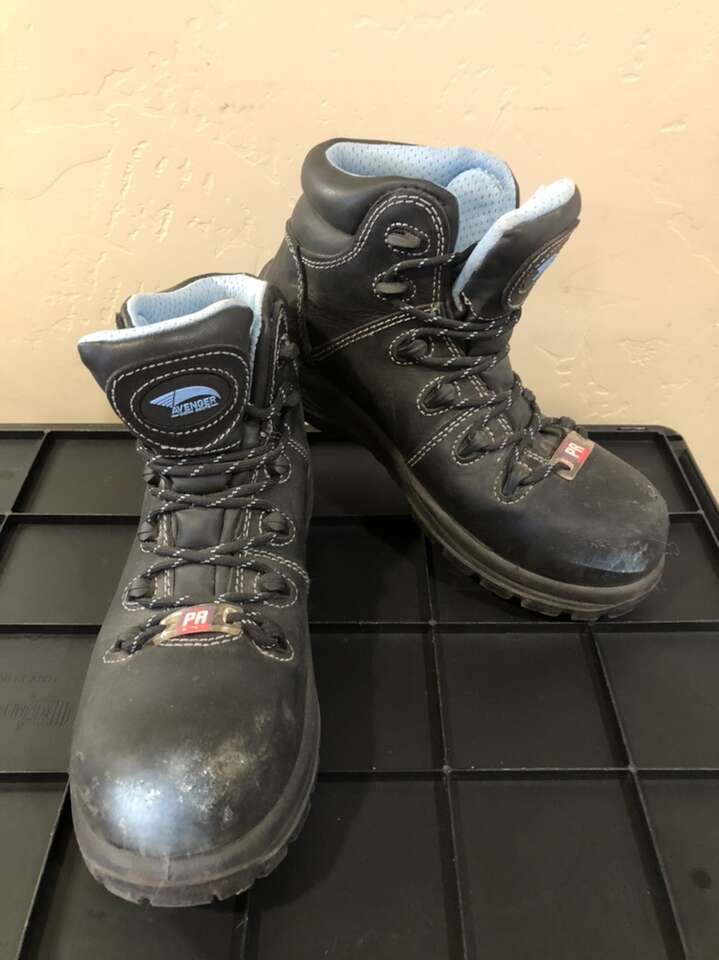 Womens Boots - Size 6.5