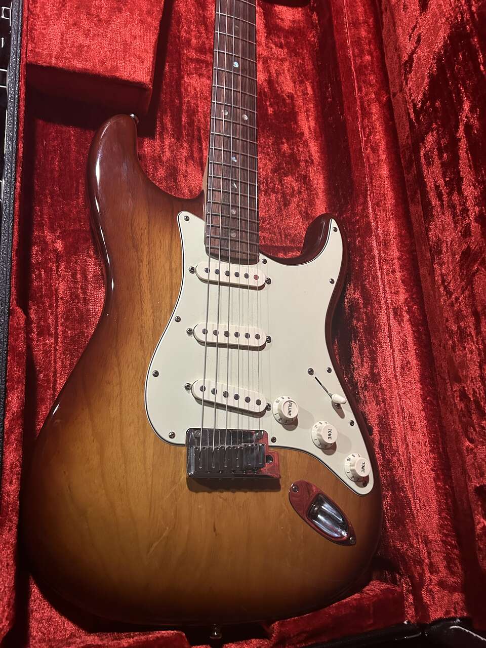 American Fender deluxe Stratocaster