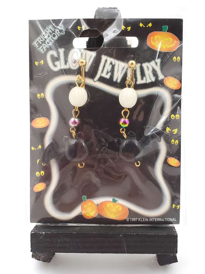 RARE Vintage “Fright Factory” Glow-In-The-Dark Bat Clip-on Earrings – NEW