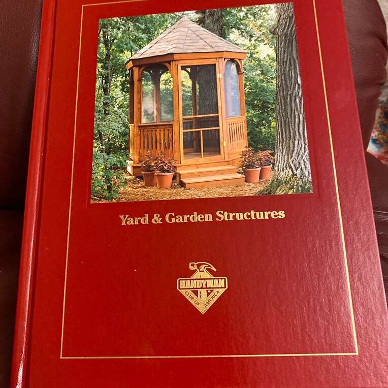 Yard And Garden Structures Book