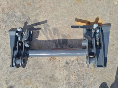 Bobcat skid steer Bobtach quick attach frame S530