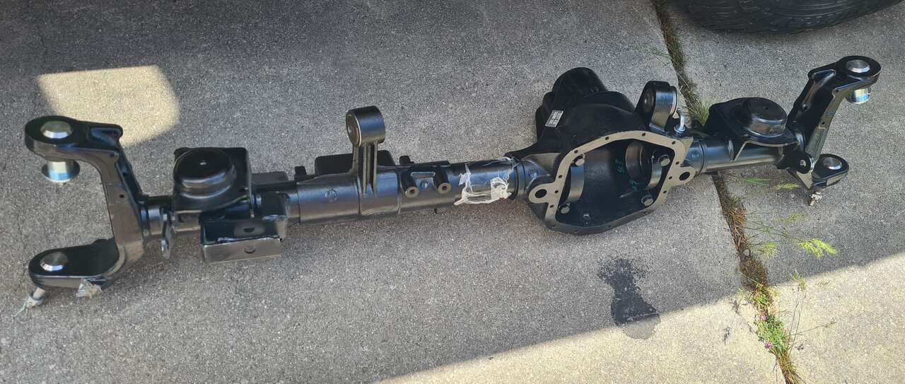 Jeep Wrangler JL Gladiator JT Dana 44 front axle housing Rubicon