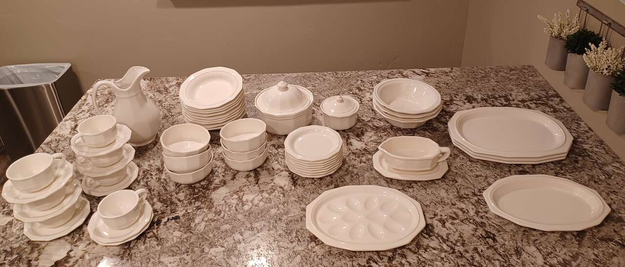 Vintage dishes