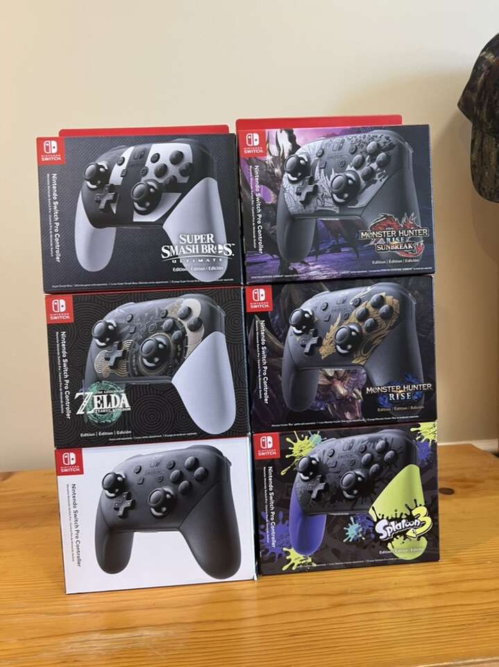 Nintendo Switch Pro Controller (Many Options)