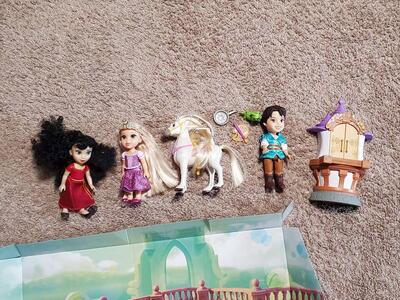 Disney Rapunzel Mini Doll set
